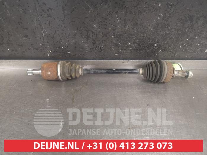 Gebruikte Steekas links-voor Honda Jazz (GE6/GE8/GG/GP) 1.4 VTEC 16V Prijs € 50,00 Margeregeling aangeboden door V.Deijne Jap.Auto-onderdelen BV