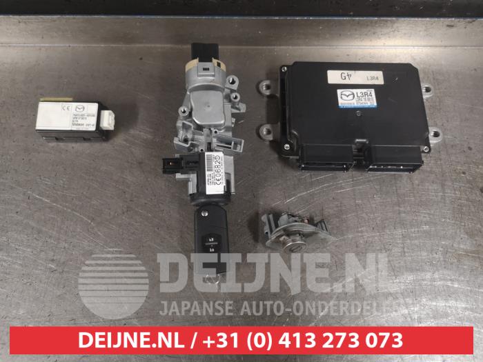 Mazda 6 Slotenset Cilinder (compleet) O490013