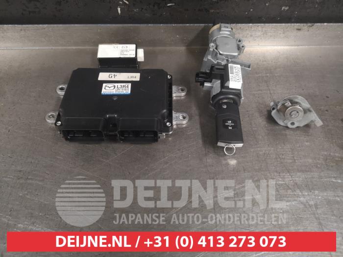 Mazda 6 Kontaktslot+Sleutel O490015