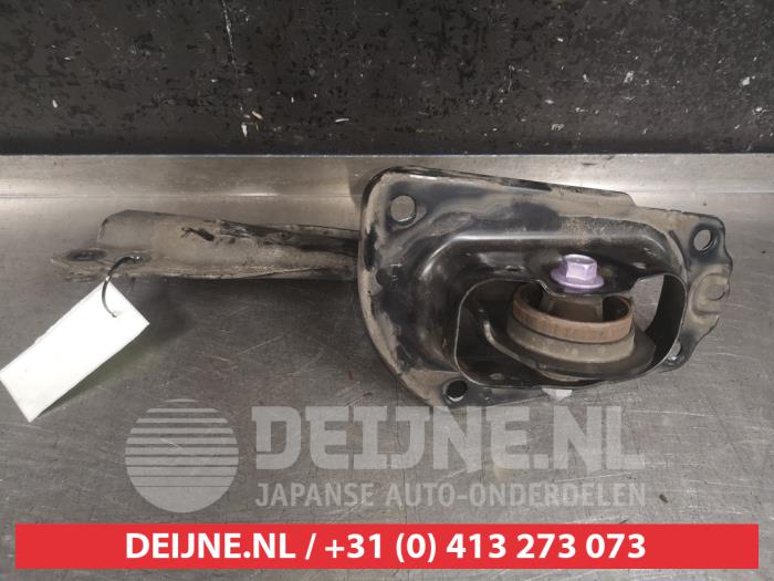 Toyota Prius Draagarm rechts-achter O490437