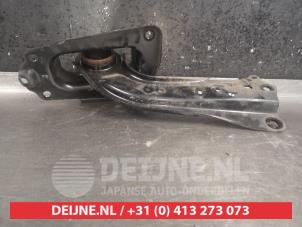 Toyota Prius Draagarm rechts-achter O490437 foto 2