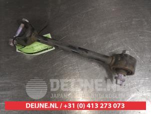 Toyota Prius Draagarm rechts-achter O490480 foto 2