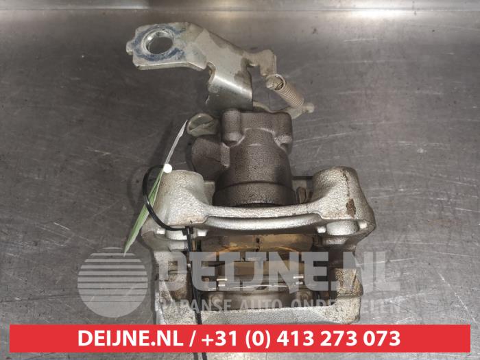 Toyota Prius Remklauw (Tang) rechts-achter O490485