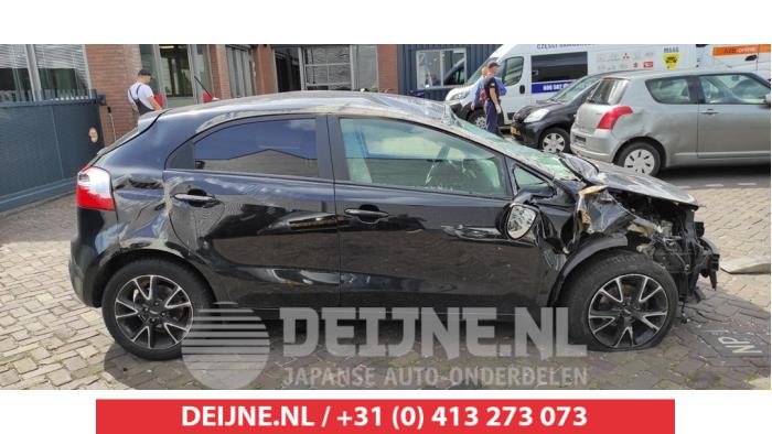 Kia Rio Portierruit 4Deurs rechts-achter O490687