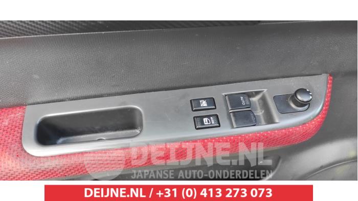 Suzuki Swift Combischakelaar ramen O490840