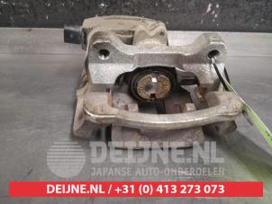 Gebruikte Remklauw (Tang) rechts-achter Kia Niro I (DE) 1.6 GDI Hybrid Prijs € 75,00 Margeregeling aangeboden door V.Deijne Jap.Auto-onderdelen BV