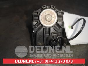 Toyota Corolla Verso Headlight motor O491179 photo 2