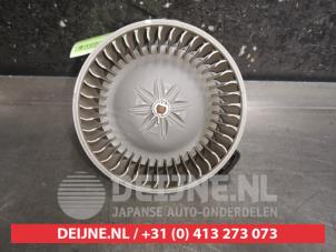 Gebruikte Kachel Ventilatiemotor Kia Rio III (UB) 1.2 CVVT 16V Prijs € 25,00 Margeregeling aangeboden door V.Deijne Jap.Auto-onderdelen BV