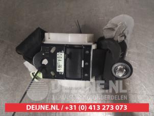 Mazda 5 Veiligheidsgordel links-achter O491416 foto 2