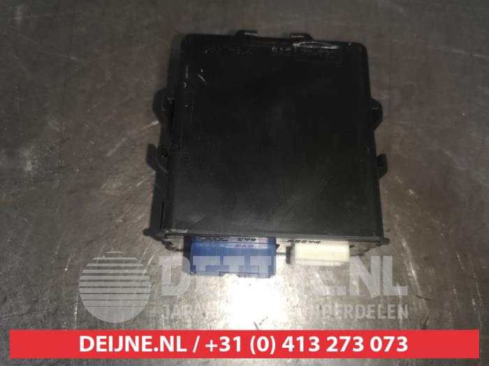 Toyota Landcruiser Scheibenwischer Modul O491674