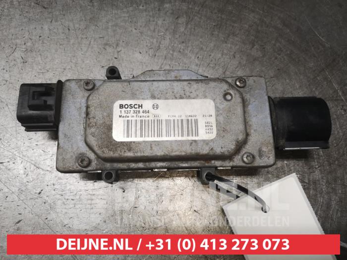 Mazda 3 Module cooling fan O491898