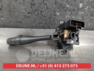Nissan Micra Ruitenwis Schakelaar O492429 foto 2