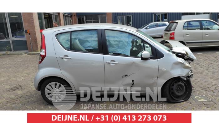 Suzuki Splash Driehoeks Ruit rechts-voor O492709