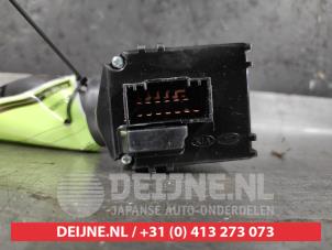 Kia Carens Ruitenwis Schakelaar O492981 foto 2