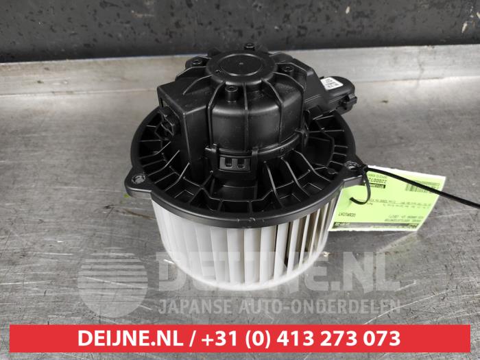 Kia Carens Kachel Ventilatiemotor O492989