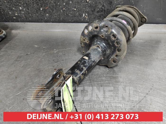 Kia Carens Schokdemperpoot links-voor O492992