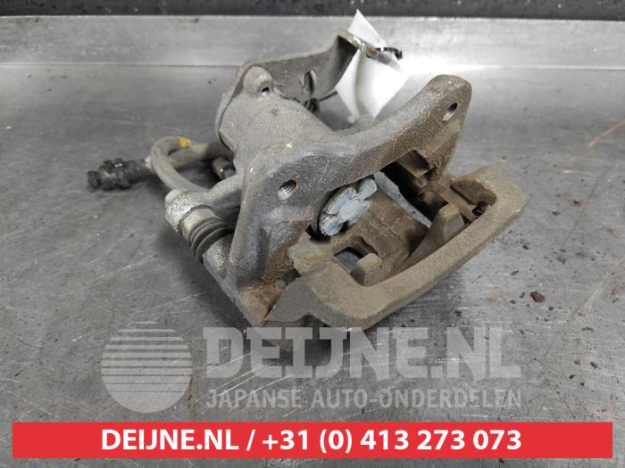 Kia Carens Remklauw (Tang) rechts-achter O493031
