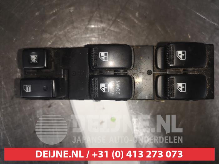 Kia Sportage Combischakelaar ramen O493002