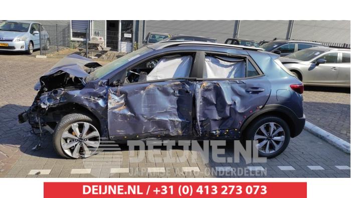 Kia Stonic Driehoeks Ruit links-achter O493199