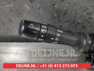 Toyota Auris Light switch O493236 photo 2
