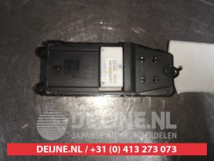 Toyota Corolla Verso Kombischalter Fenster O493620 foto 2