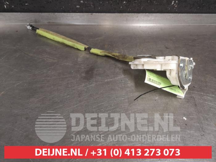 Mazda CX-5 Deurslot Mechaniek 4Deurs links-achter O493655