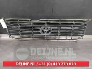 Toyota Landcruiser Grille O494270 photo 2
