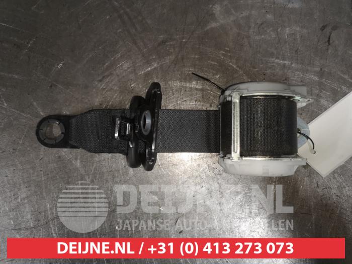 Toyota Aygo Rear seatbelt, right O494335