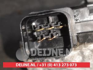 Kia Rio Front wiper motor O494618 photo 3