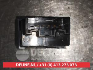 Hyundai IX20 AIH headlight switch O494781 photo 2