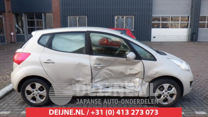 Kia Venga Portierruit 4Deurs rechts-achter O494806