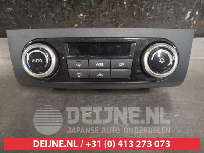 Mitsubishi Pajero Heater control panel O494950
