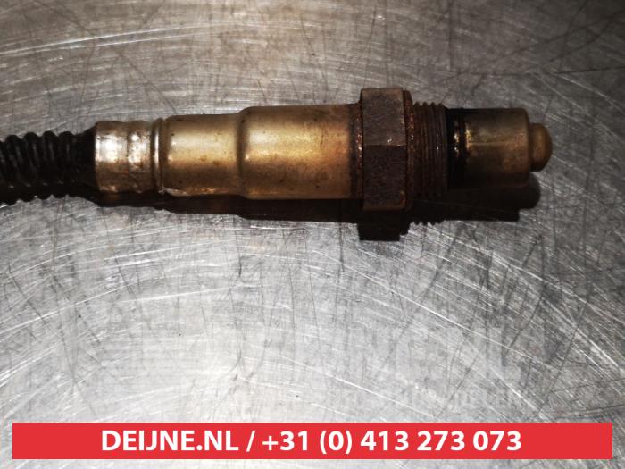 Lambda Sonde van een Kia Cerato 2.0 CVVT 16V 2005