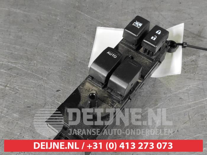 Suzuki Swift Combischakelaar ramen O495167