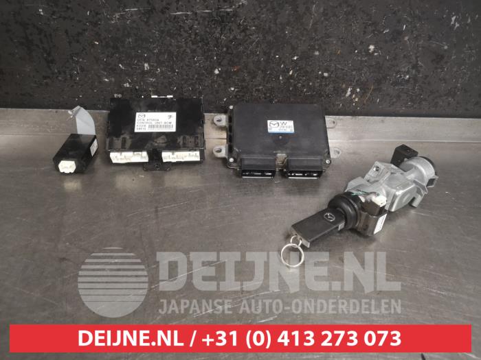 Mazda 5 Steuergerät Motormanagement O495605