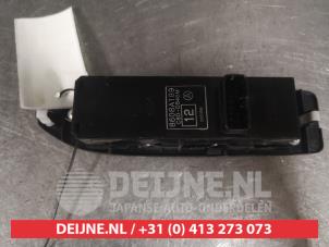 Mitsubishi Pajero Multi-functional window switch O495643 photo 2