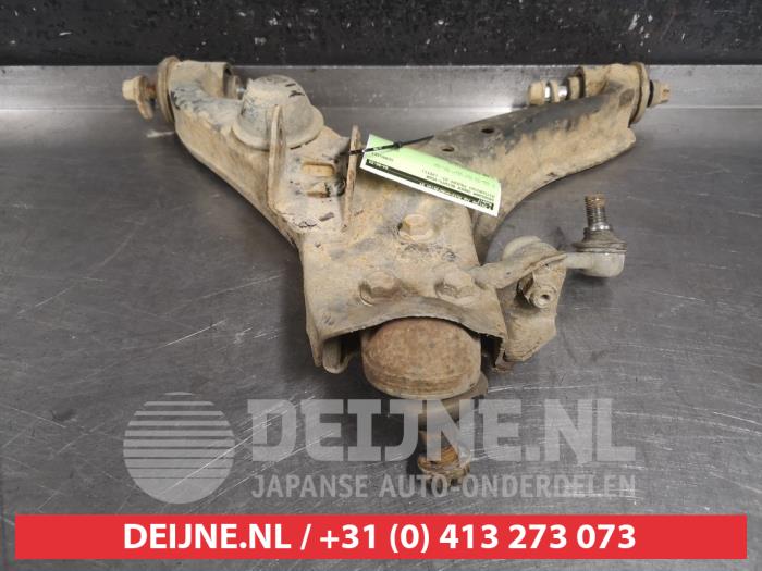 Mitsubishi Pajero Front lower wishbone, right O495674