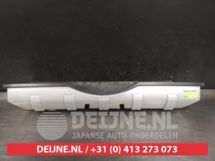 Mitsubishi Pajero Stoßstangenteil Mitte hinten O495677 foto 2