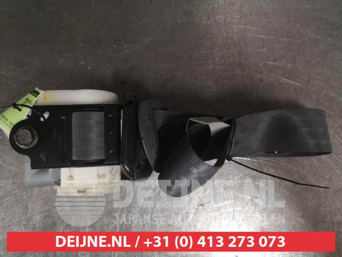 Kia Cerato Front seatbelt, right O495706