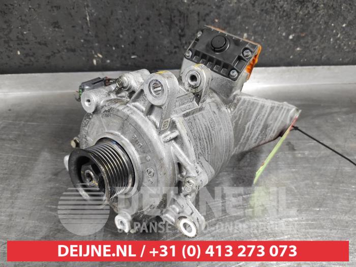 Hyundai Tucson Dynamo O496161