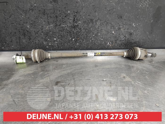 Gebruikte Steekas links-achter Hyundai Tucson (TL) 2.0 CRDi 16V High Power 4WD Prijs € 125,00 Margeregeling aangeboden door V.Deijne Jap.Auto-onderdelen BV