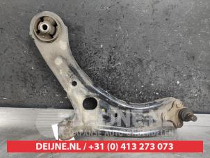 Gebruikte Draagarm onder links-voor Hyundai Tucson (TL) 2.0 CRDi 16V High Power 4WD Prijs € 50,00 Margeregeling aangeboden door V.Deijne Jap.Auto-onderdelen BV