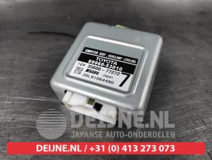 Gebruikte Computer Verlichting Lexus IS (E1) 200 2.0 24V Prijs € 25,00 Margeregeling aangeboden door V.Deijne Jap.Auto-onderdelen BV