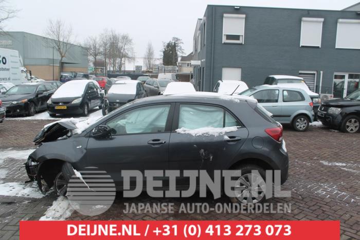 Kia Rio Portierruit 4Deurs links-achter O496927
