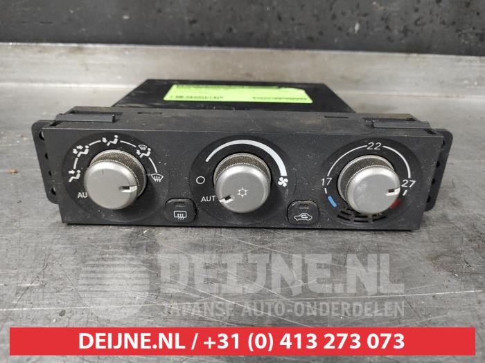 Mitsubishi Pajero Kachel Bedieningspaneel O497275