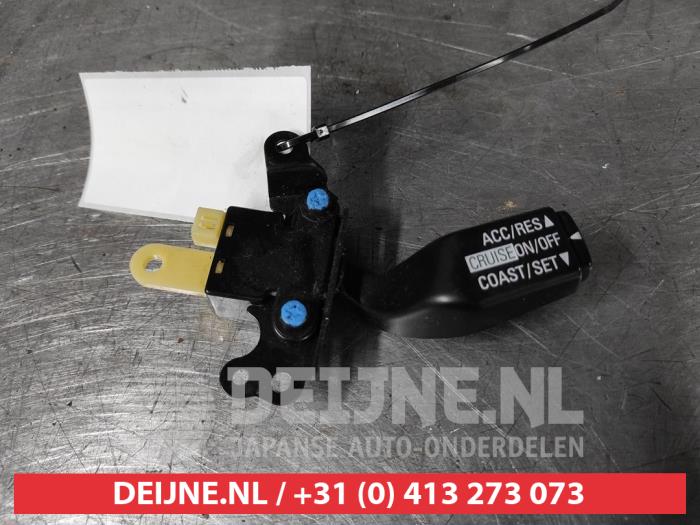 Mitsubishi Pajero Cruise control switch O497297