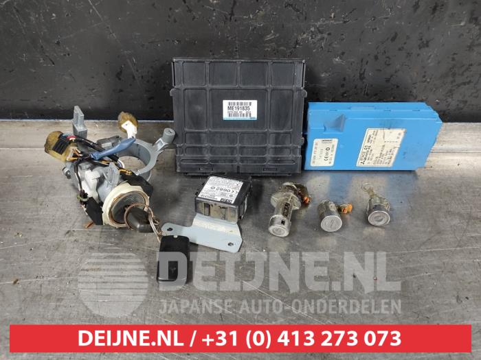 Gebruikte Computer Motormanagement Mitsubishi Pajero Hardtop (V6/7) 3.2 DI-D 16V Prijs € 150,00 Margeregeling aangeboden door V.Deijne Jap.Auto-onderdelen BV