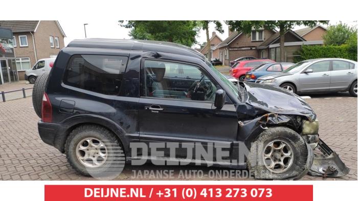 Mitsubishi Pajero Portiergreep 2Deurs rechts O497350