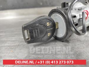 Nissan Juke Ignition lock + key O497385 photo 2
