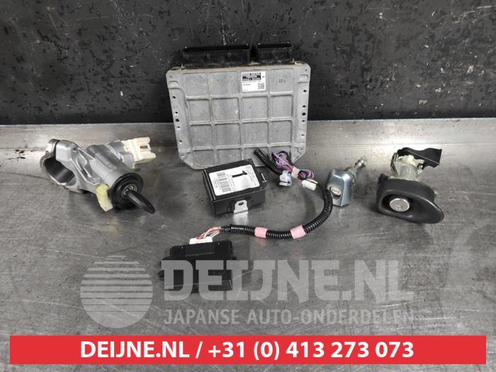 Toyota Yaris Set of cylinder locks (complete) O497444